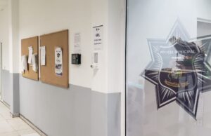 Dos oficiales de Ensenada dieron positivo en Covid-19, los monitorean dos veces al día