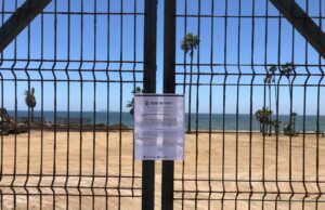 Citan a empresa que organizó una fiesta de autocinema en Ensenada