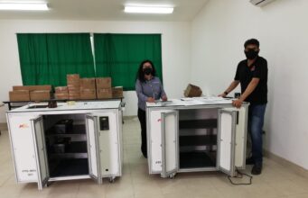 Recibe el CBTA 308 un laboratorio de ciencias experimentales