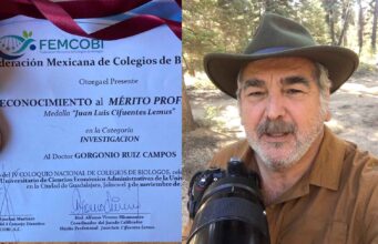 Recibe catedrático de la Facultad de Ciencias reconocimiento al Mérito Profesional