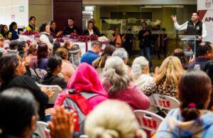 Entrega Armando Ayala apoyos por 500 mil pesos en Ensenada