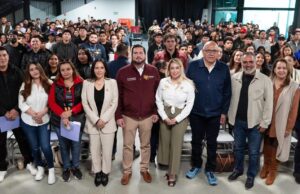 Asiste Ismael Burgueño a ciclo de conferencias «Juventud, Experiencia y Valores» en Tijuana
