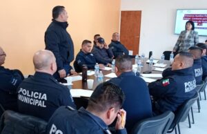 Imparten taller de primeros auxilios psicológicos a Policías Municipales de San Quintín