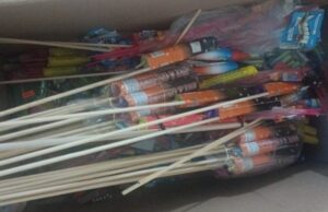 Decomisan pirotecnia en dos comercios del ejido Zapata, en San Quintín