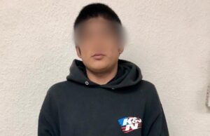 Detienen a joven tras presuntamente agredir a su pareja en cuartería de San Quintín