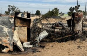 Incendian dos vehículos y domicilio en Villa de Jesús María, al sur de San Quintín