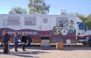 Acuden Centros de Salud Móviles a Lomas de San Ramón en San Quintín