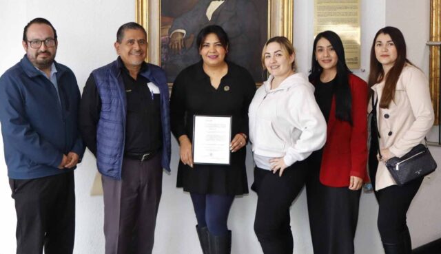 Montse Los Algodones