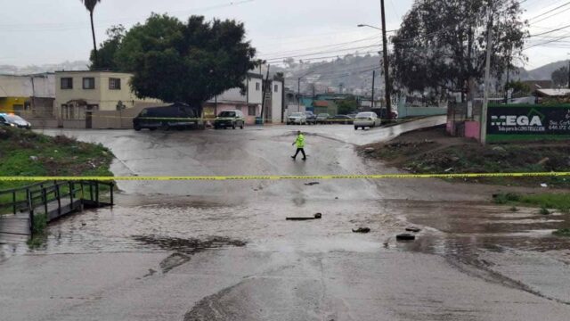 vado inundado Ensenada (1)