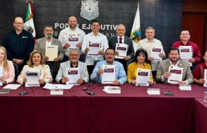 Firman Planes Integrales Municipales de agua potable y saneamiento