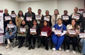 Entregan constancias a las agrupaciones de SQ inscritas en el Catálogo Estatal de Asociaciones Civiles