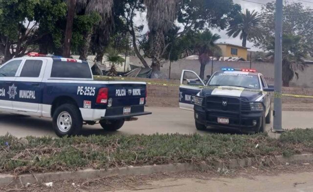 Cuerpo mujer Maneadero 18 mayo (1)