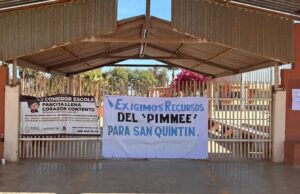 Preparan toma masiva de escuelas tras recortes del PIMMEE en San Quintín