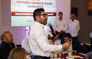 Reafirma Armando Ayala su compromiso por el derecho al agua en el foro “Futuro Hídrico para Durango”