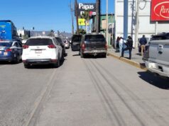 Muere adulto mayor en vehículo estacionado en Valle Dorado en Ensenada