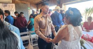 Formalizan su relación 130 parejas en la ceremonia de matrimonios colectivos de SQ