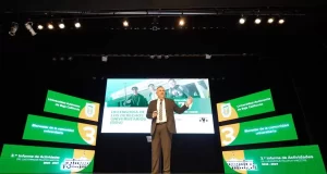 Presenta rector de la UABC su tercer informe de actividades