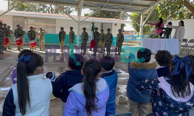 JN Padre Kino ceremonia bandera