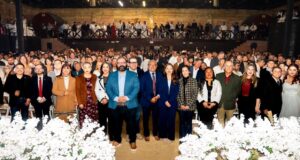 Unen a 438 parejas en la ceremonia de matrimonios colectivos en Ensenada