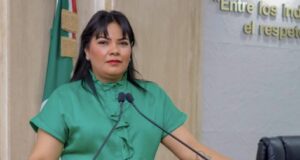 Cuestiona Montse Murillo altos sueldos que persisten en el Primer Ayuntamiento de San Quintín