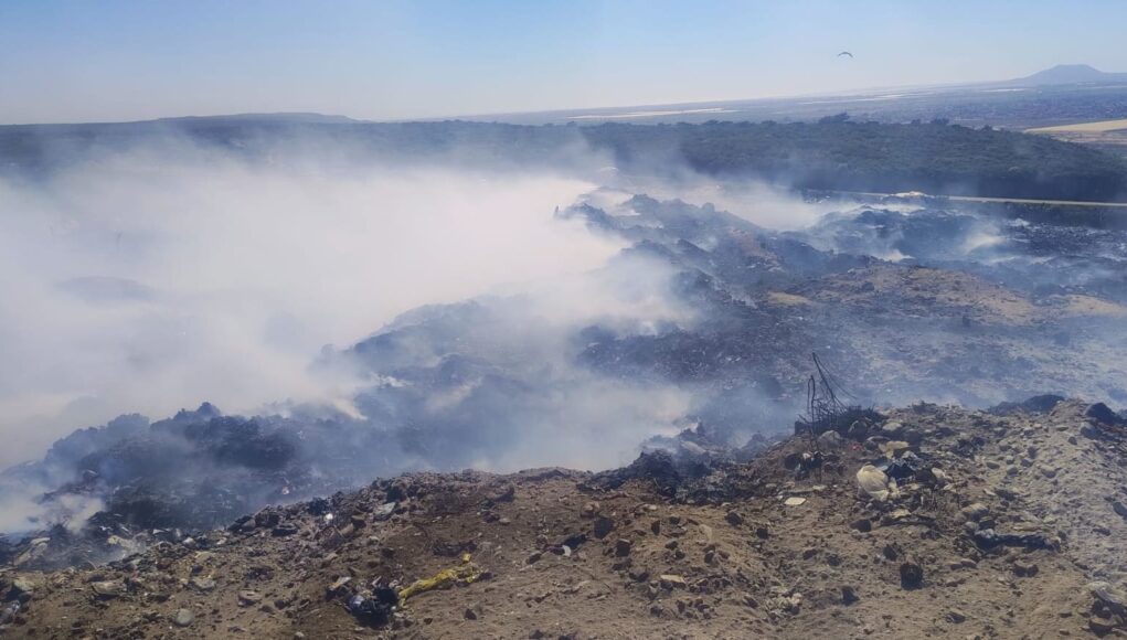 Cumple una semana activo el incendio en el basurero de la Lázaro ...