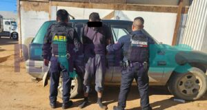 Capturan en Camalú a Crescencio con un vehículo robado horas antes en colonia de Vicente Guerrero