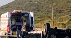 Mueren dos tripulantes tras accidente en la carretera Escénica