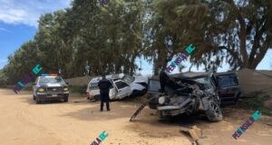 Menor provoca choque en camino de La Cali en San Quintín