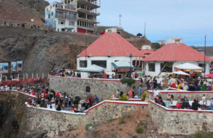 Visitan La Bufadora más de 35 mil personas en días mayores