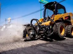 Supervisa Claudia Agatón avance del 65% en reencarpetado de la calle Pípila