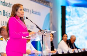 Reconoce Claudia Agatón aportación de la industria pesquera y acuícola en la construcción de la identidad ensenadense