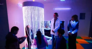 Fortalece Marina del Pilar atención a personas con autismo con inversión histórica y ampliación de servicios