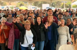 Benefician a más de 200 familias con apoyos de mejoramiento de vivienda en Ensenada