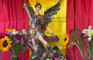 Celebran fiesta patronal en honor a la aparición de San Miguel Arcángel en Camalú