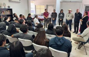 Imparten conferencia sobre implicaciones del paso de Junípero Serra por la península