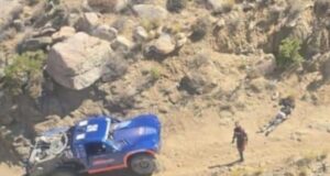 Lamenta Claudia Agatón fallecimiento de competidor durante la Baja 500