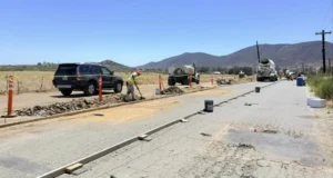 Inicia SIDURT rehabilitación de vialidades con concreto en el Valle de Guadalupe