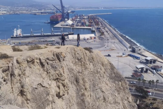 Evitan que dos adolescentes se arrojaran desde el Cerro del Vigía en Ensenada