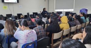 Imparten capacitación sobre el protocolo para revisión de pertenencias en la telesecundaria 51
