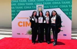Defienden universitarios de la FINSQ su proyecto «Eagle Eye» en la final del CIMATANK 2026