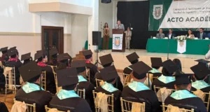 Celebran graduación de 51 nuevos cimarrones de la UABC en San Quintín
