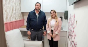 Inaugura Ismael Burgueño lactario en el Palacio Municipal de Tijuana