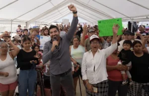 Encabeza Armando Ayala Asamblea Informativa en el fraccionamiento Delicias de Tijuana