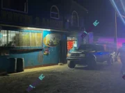 Asesinan a hombre en el interior de una tienda en la colonia Nueva Era en San Quintín