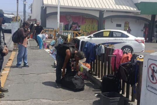 Continúan operativos diarios contra comercio ambulante en Ensenada