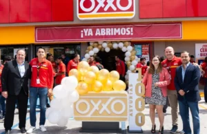 Ensenada alberga la tienda OXXO número 1000 en BC: Claudia Agatón