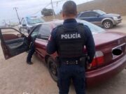 Detienen a conductora con vehículo robado en San Quintín