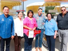 Entregan calandrias eléctricas para impulsar el turismo y el bienestar animal en Rosarito