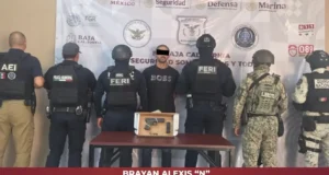 Capturan a sujeto armado en Ensenada