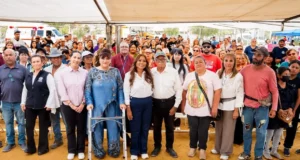 Atiende Claudia Agatón necesidades de las familias ensenadenses